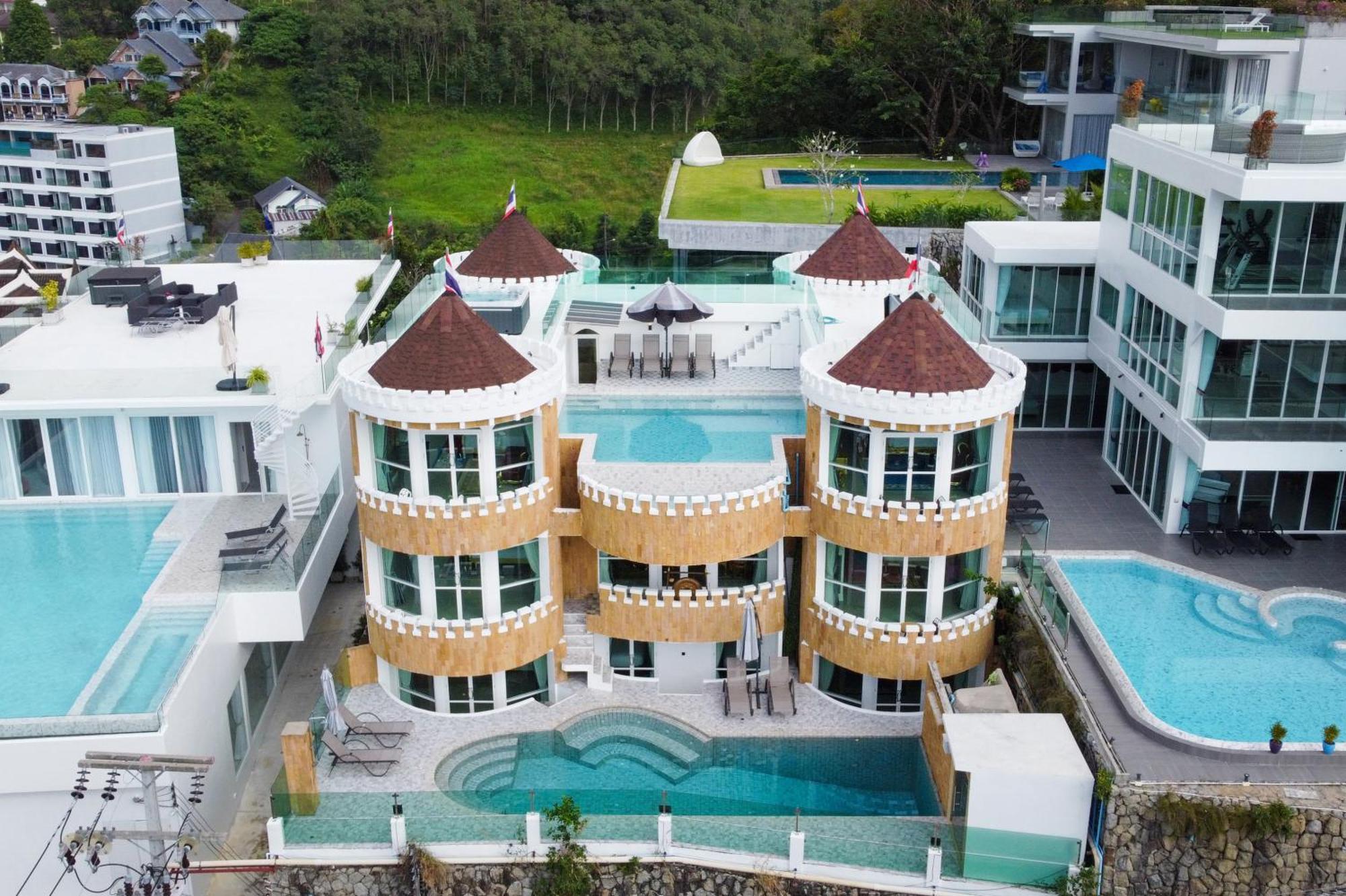 Castle Amazing Private Pool In Great Location Of 5*